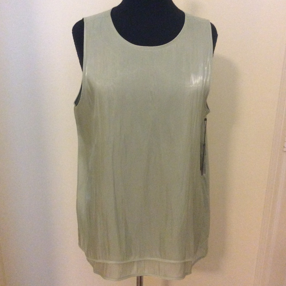 Vince Camuto Shimmering Top - Picture 2 of 8